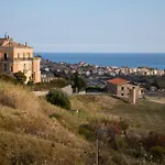Casale Castello Gallelli Badolato Marina