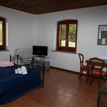 Casale Castello Gallelli * Badolato Marina