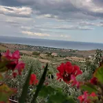 Casale Castello Gallelli Ferienhaus *