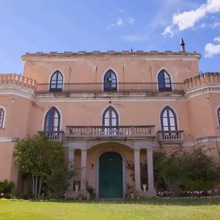 Casale Castello Gallelli * Badolato Marina