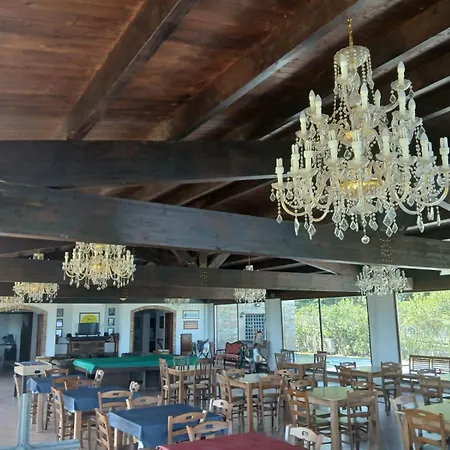 Casale Castello Gallelli Feriehus