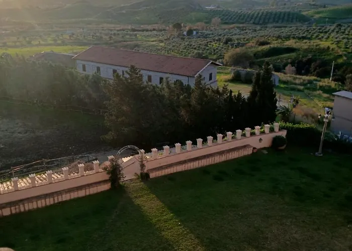 Nyaraló Casale Castello Gallelli