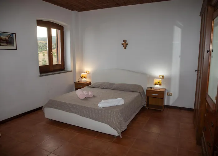 Nyaraló Casale Castello Gallelli *