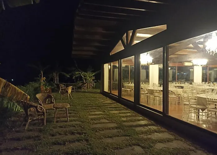 Casale Castello Gallelli Nyaraló