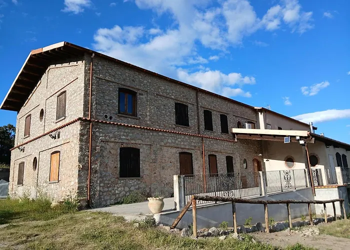 Casale Castello Gallelli Badolato Marina