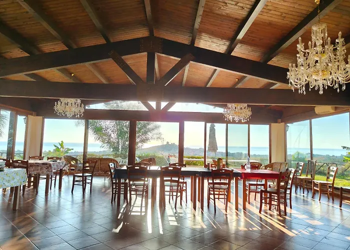 Casale Castello Gallelli Badolato Marina